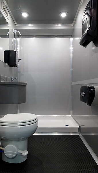 Restroom/Shower Combo Trailer