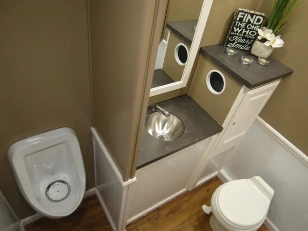 2-Stall JAG Porta Lisa Restroom Trailer