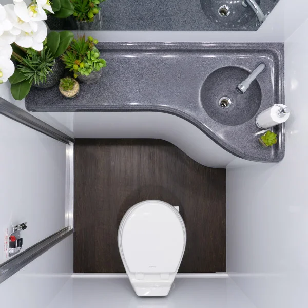 4-Stall Majestic Trailer Bathroom