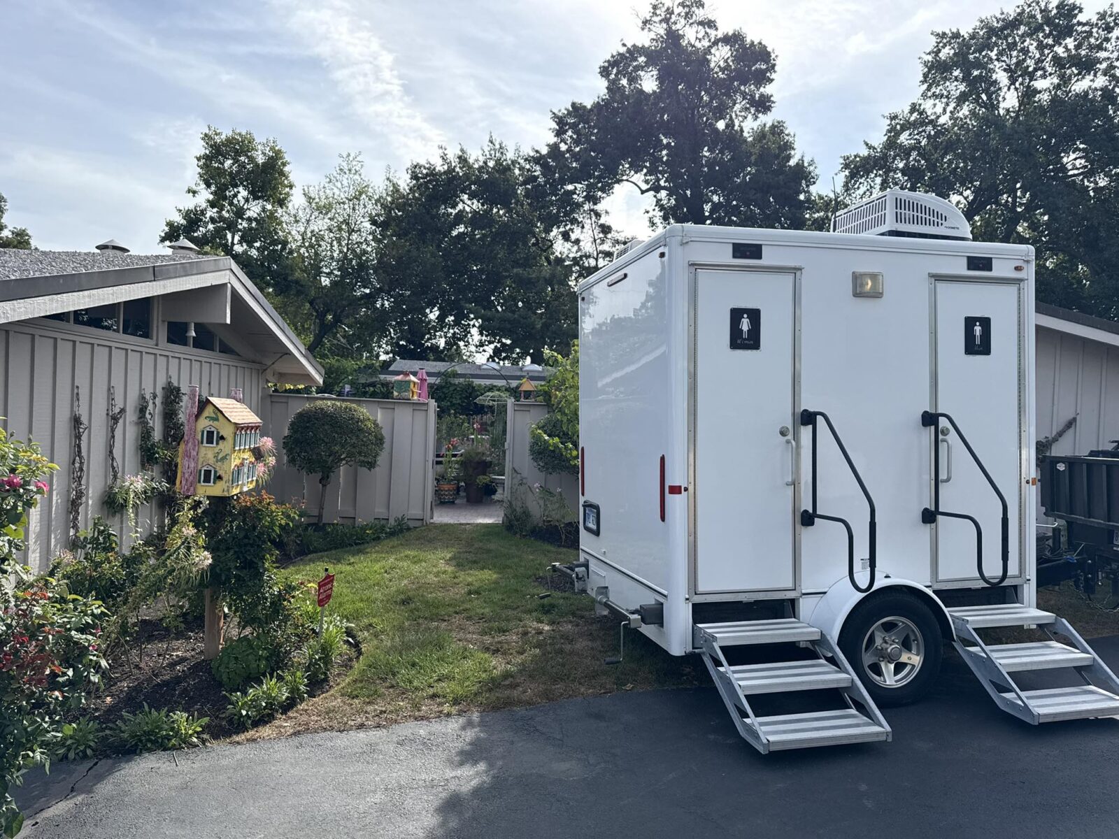 Luxury portable restroom rental in Kansas City for a wedding.